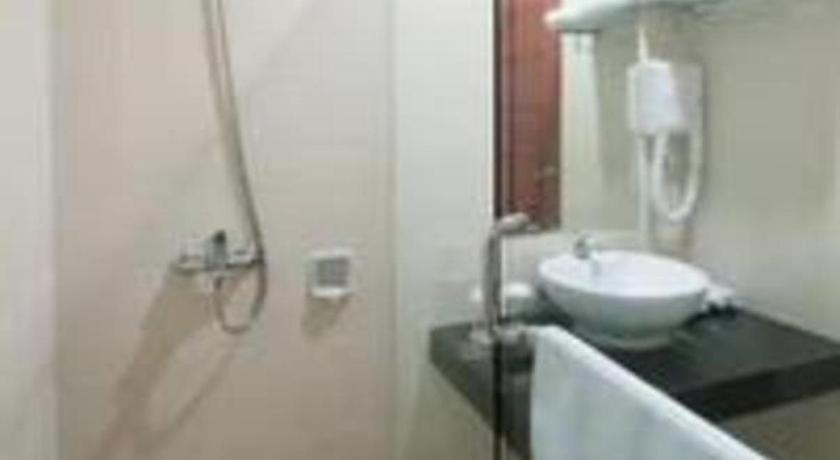 Bella Hotel Surabaya Exteriör bild